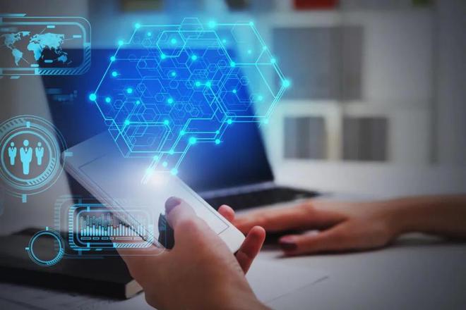 科技驅(qū)動(dòng)未來(lái) 網(wǎng)絡(luò)技術(shù)服務(wù)的變革與影響